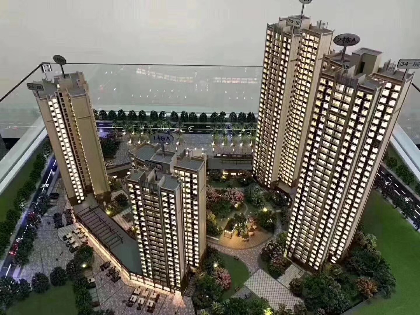 龍崗村委統建樓