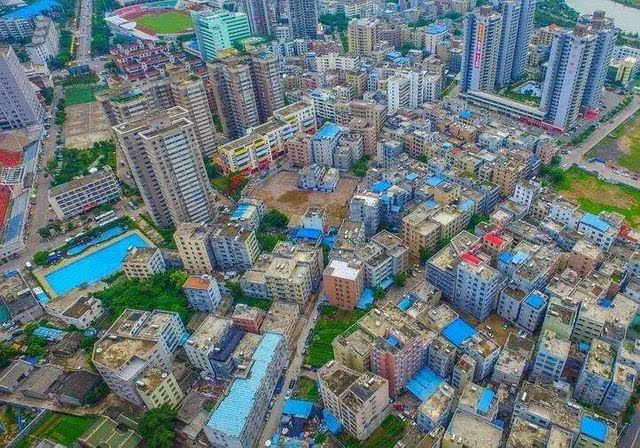 根據官方最初公示的海口坡博