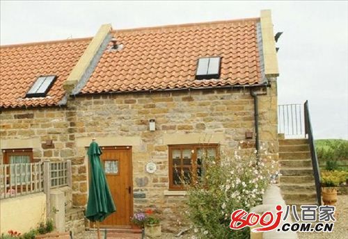 車里的人都好像罐頭里的沙丁魚